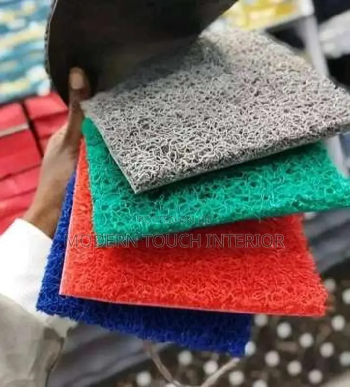 Anti-Slip Spaghetti Carpets