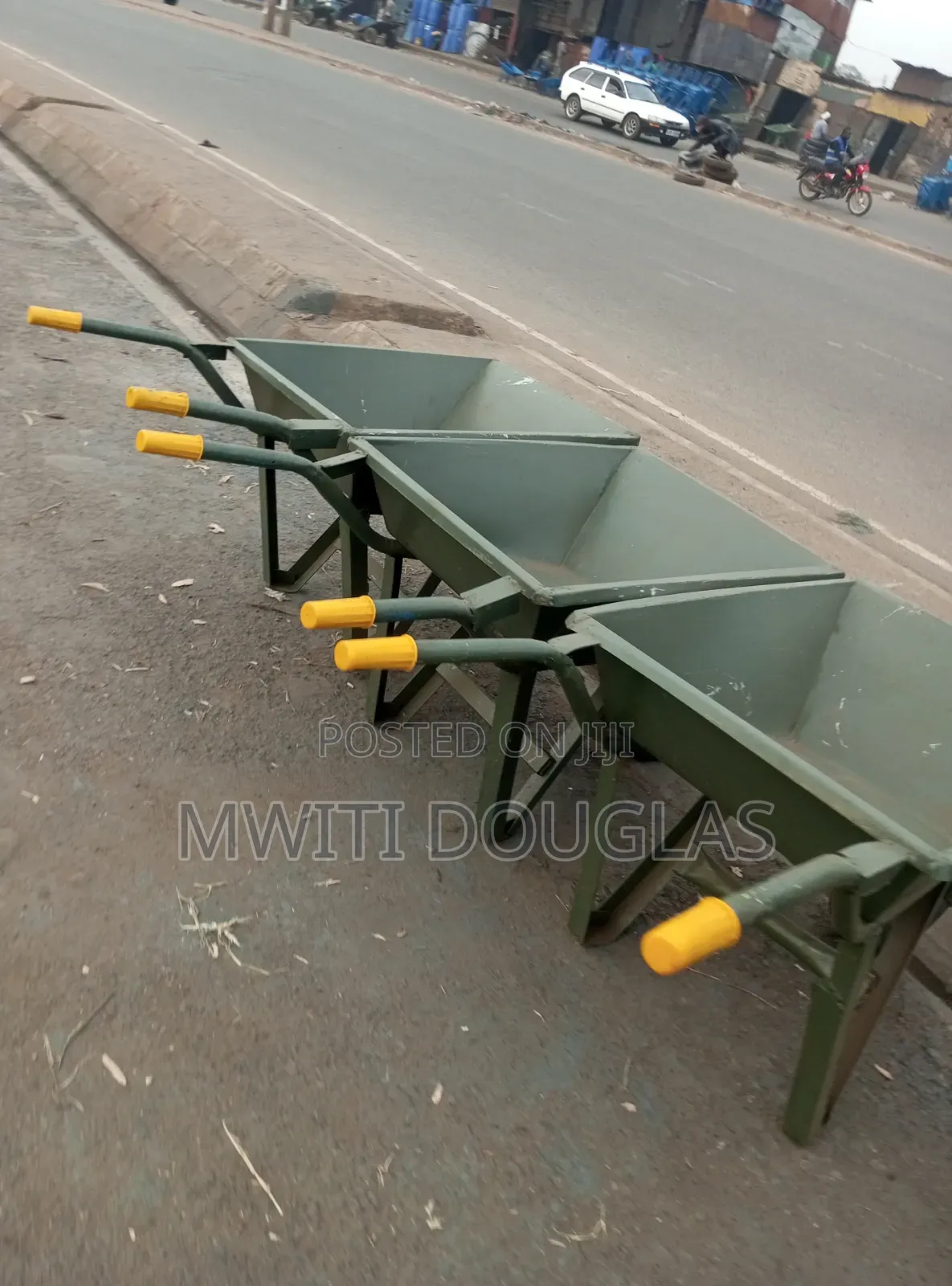 Multipurpose Impressive Modern Wheelbarrow