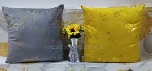 Throw Pillows Decor