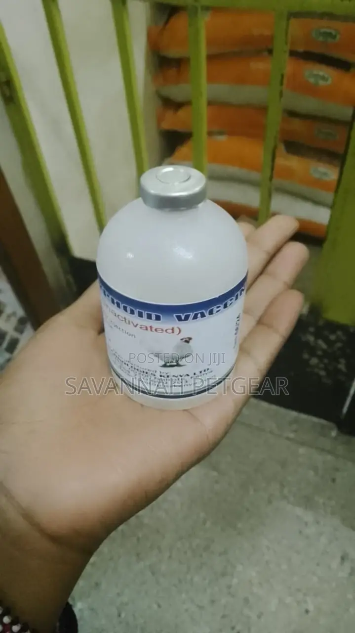 FOWL TYPHOID VACCINE Salmonella Gallinarum - 200 Doses