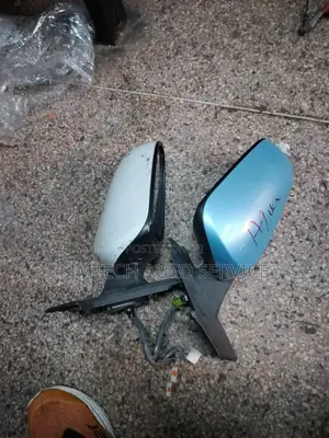 Toyota Aqua Hybrid Side Mirror