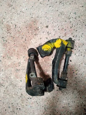 Isuzu Elf Arm