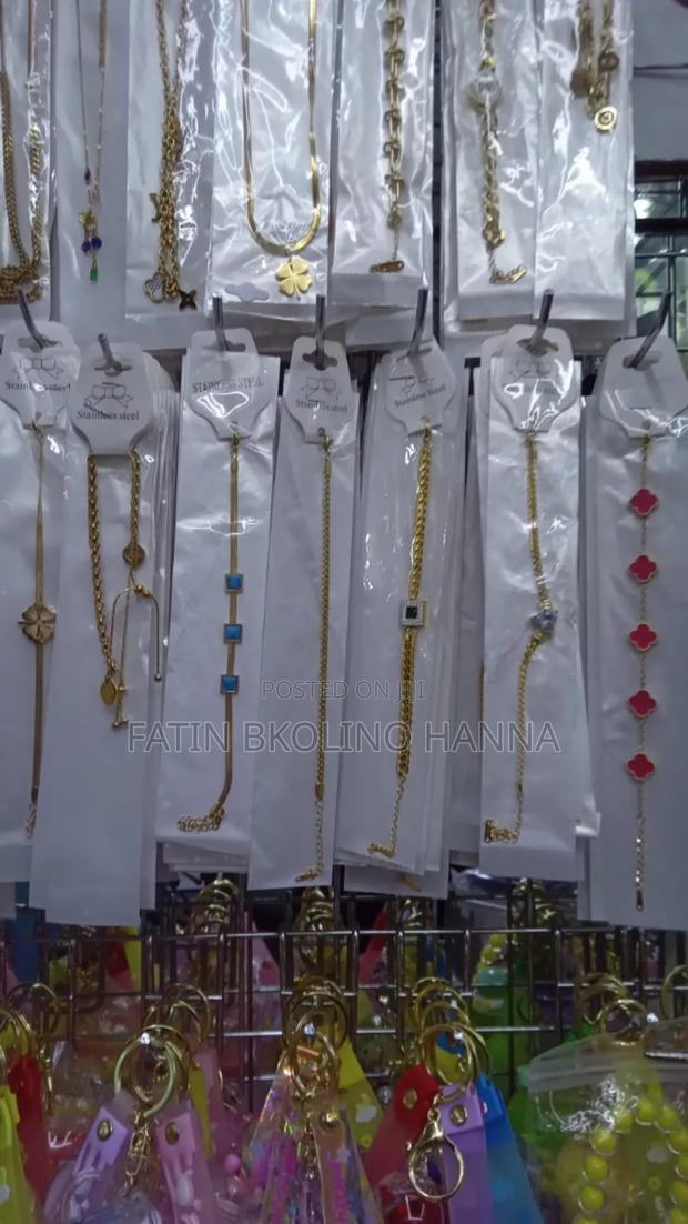 Non Fading Bracelet - thumbnail 2