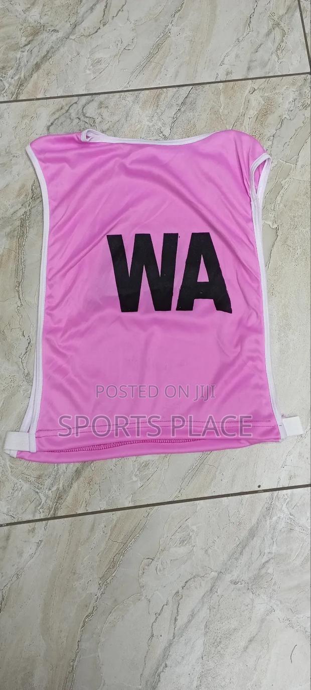 Netball Training Bibs - thumbnail 2