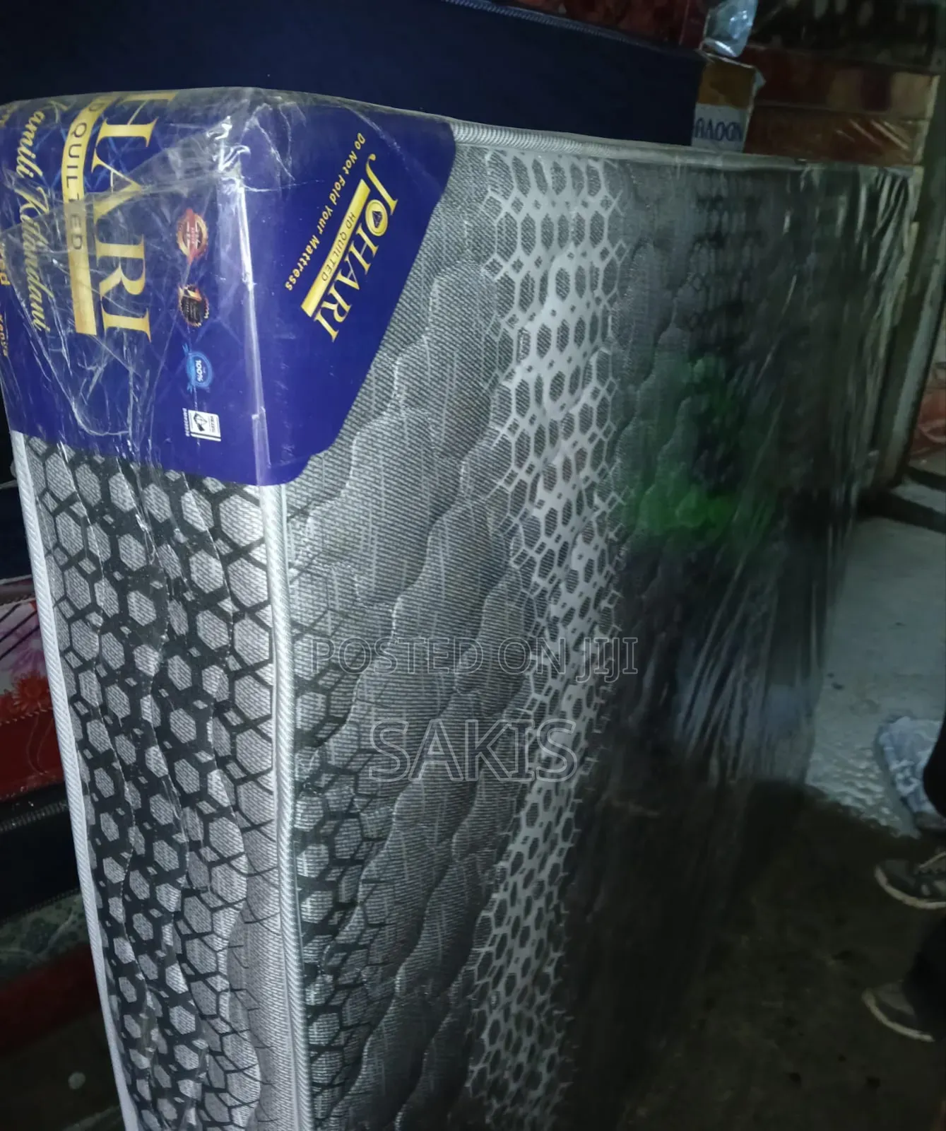 Boom! 4 by 6, 8inch Johari Fibre HD Quilted Mattresses
