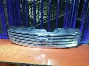 Nissan Bluebird Sylphy N17 Grille 2006/2010, Ex Japan