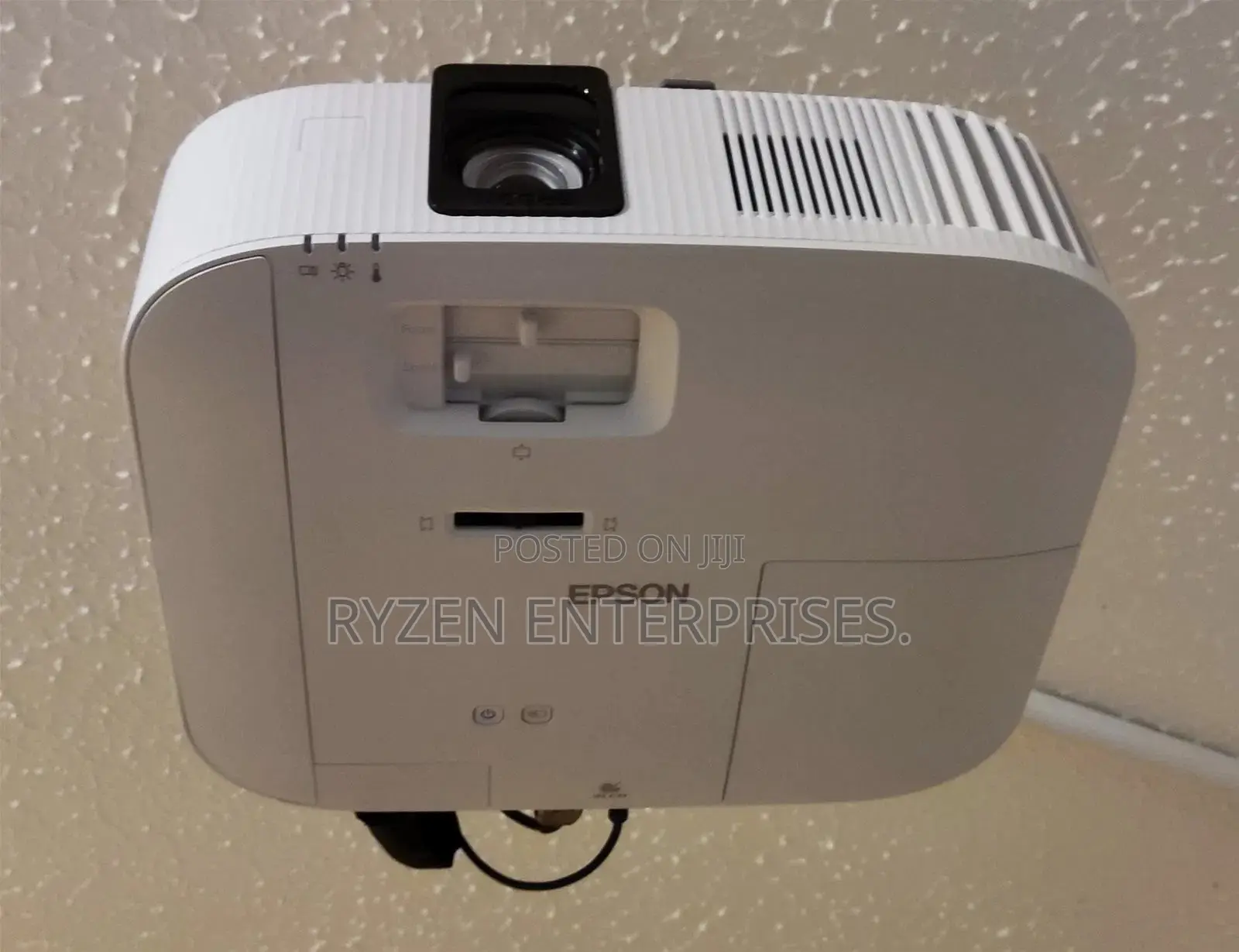 Epson EH-TW6150 Projector