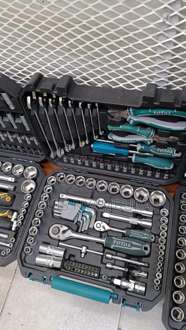 Total Socket Wrench Set Plus Spanners - thumbnail 2