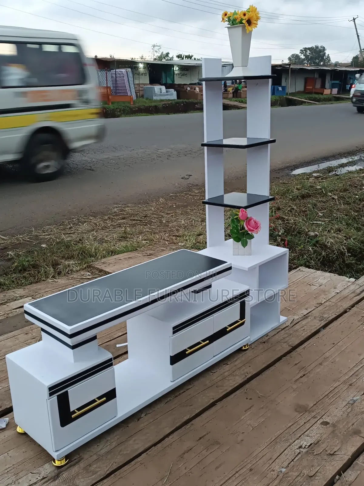TV Stand and Flower Extend