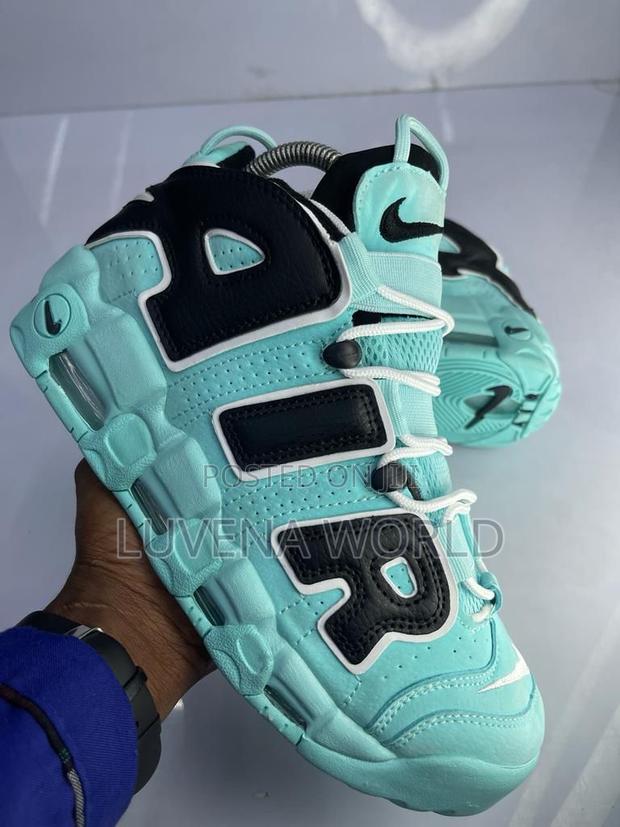Nike Uptiempo
