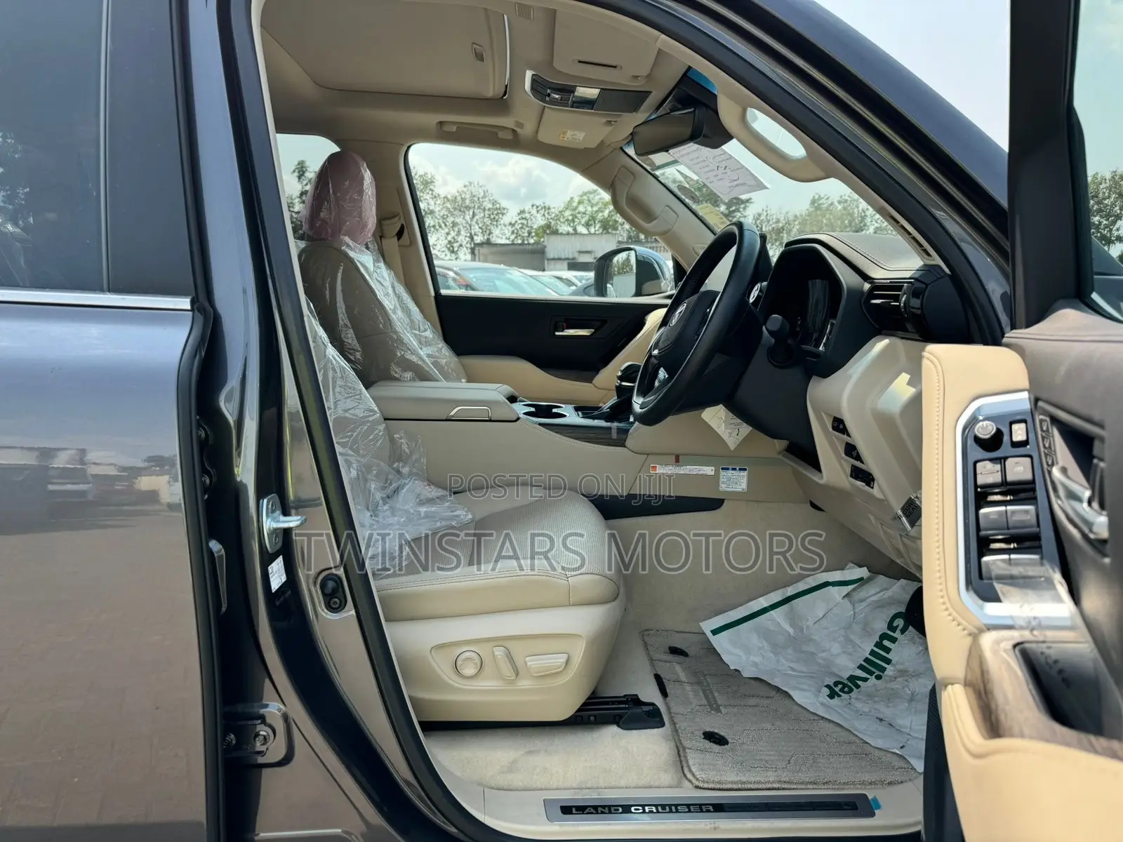 New Toyota Land Cruiser 2023 Gray