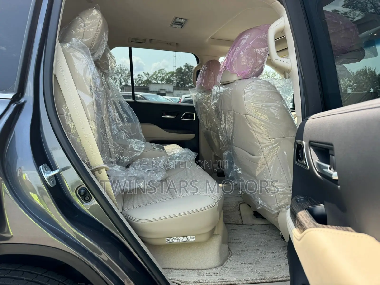 New Toyota Land Cruiser 2023 Gray