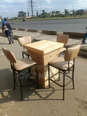 Unique High Bar Set, With Pallet Table