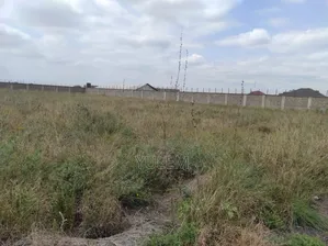 1 Acre Residential Land for Sale in Mlolongo