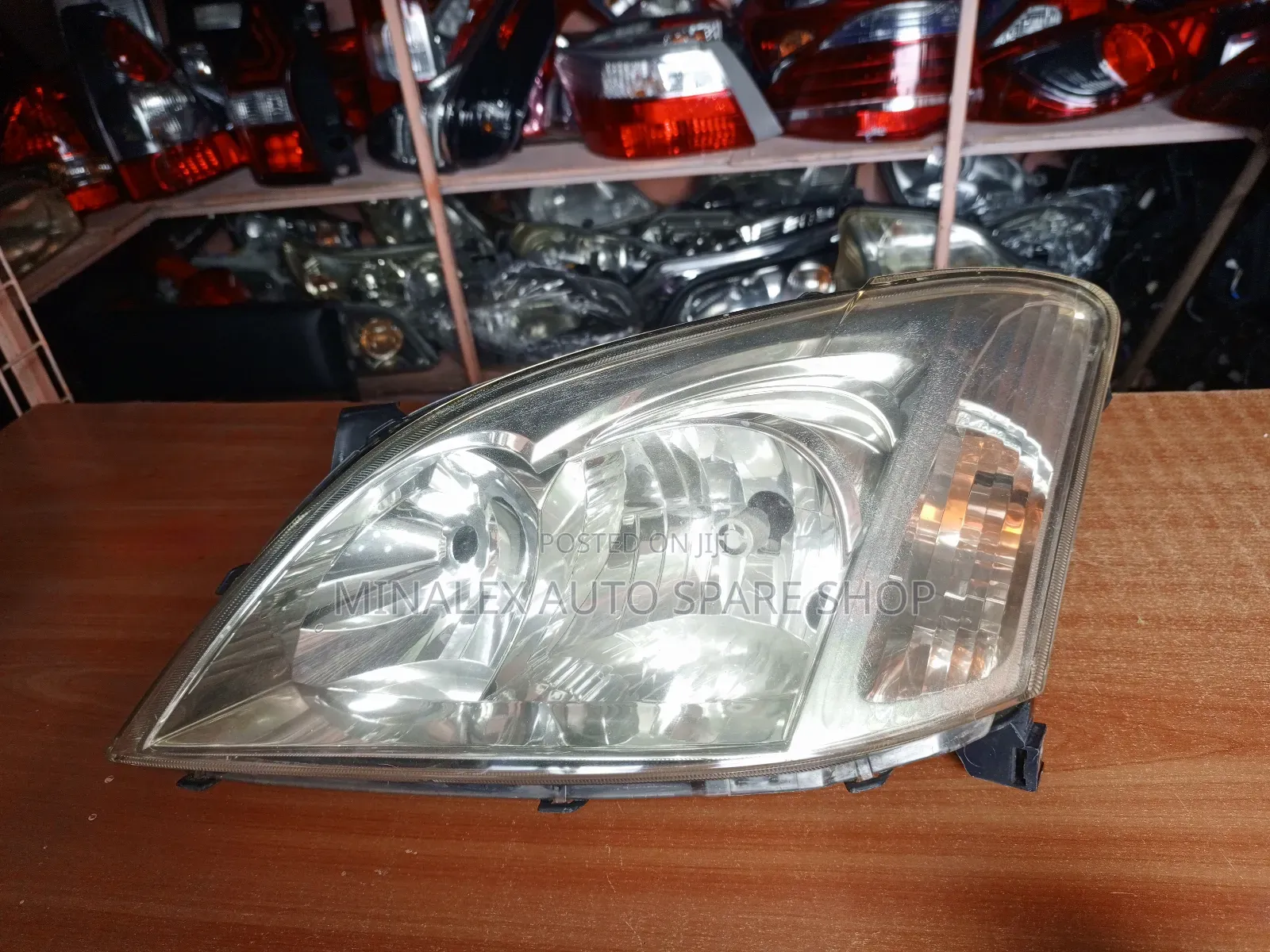 LHS Nonzenon Headlight Toyota Allex