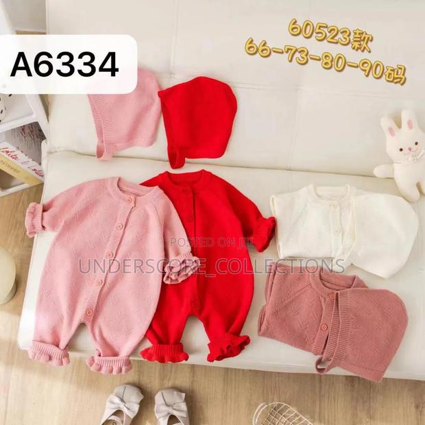 Newborn Unisex Sweater Rompers Age O Month to 1 Yr - thumbnail 3
