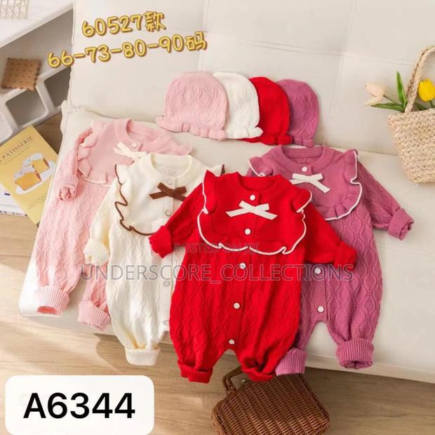 Newborn Unisex Sweater Rompers Age O Month to 1 Yr - thumbnail 5