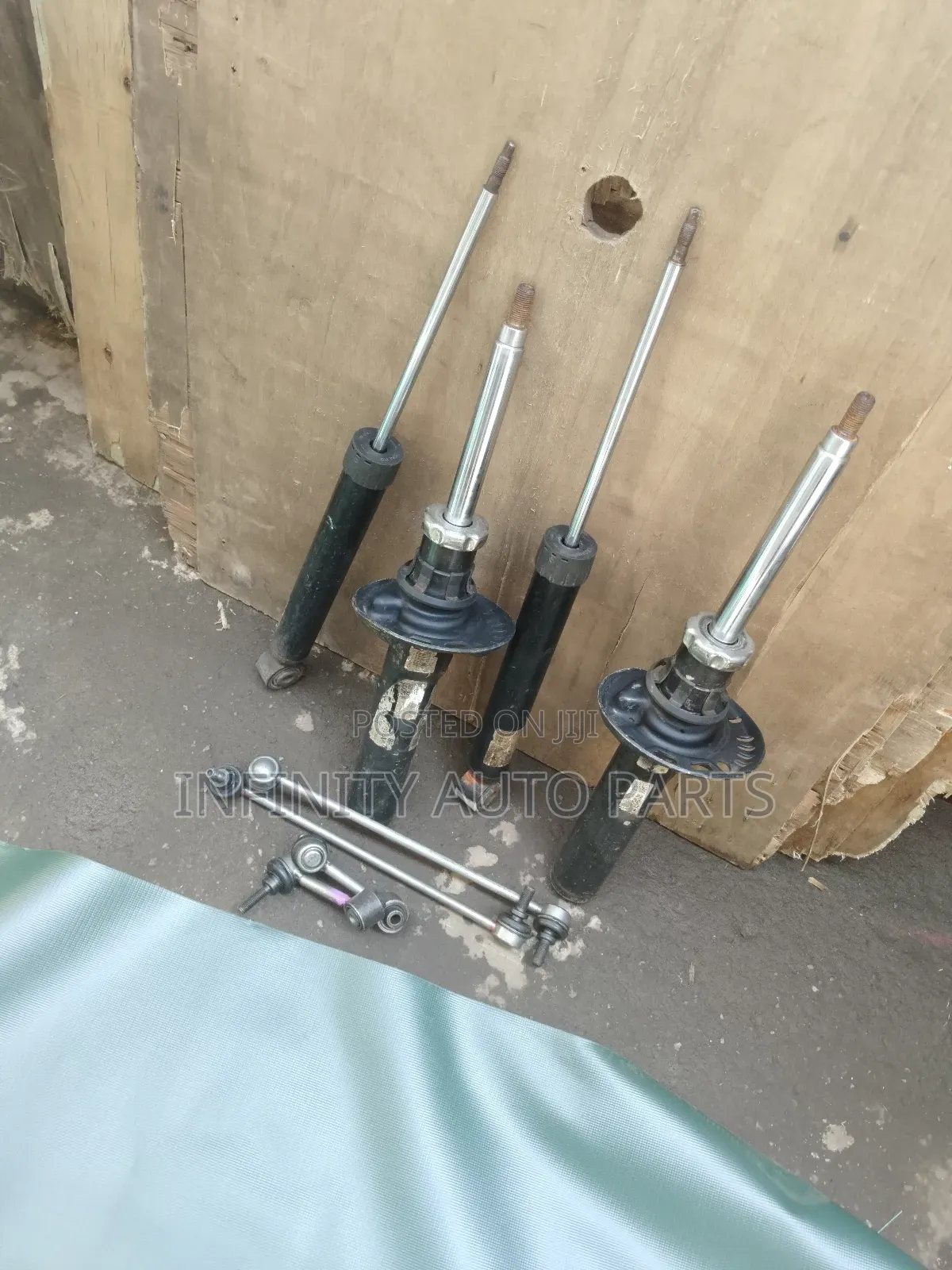 Volkswagen Golf Mk6 Front and Rear Shock