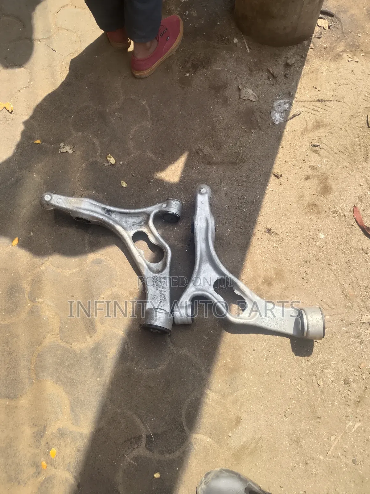 Audi Q7 Lower Control Arms
