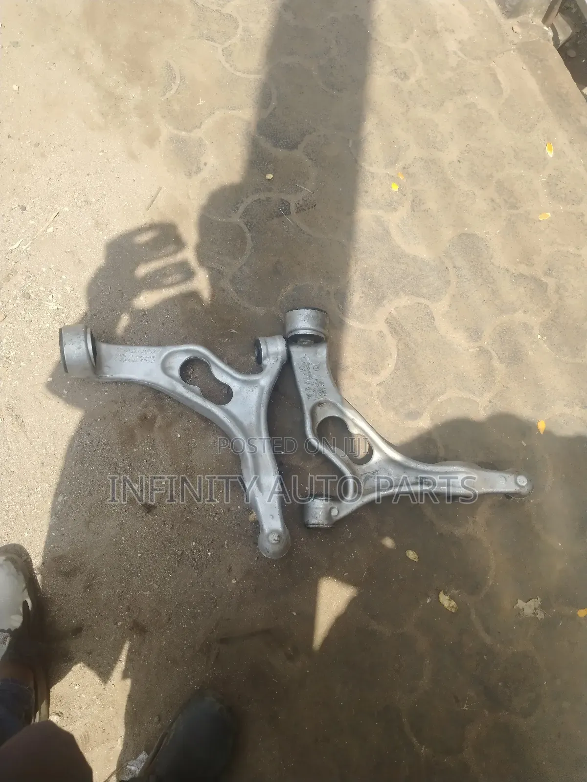 Audi Q7 Lower Control Arms