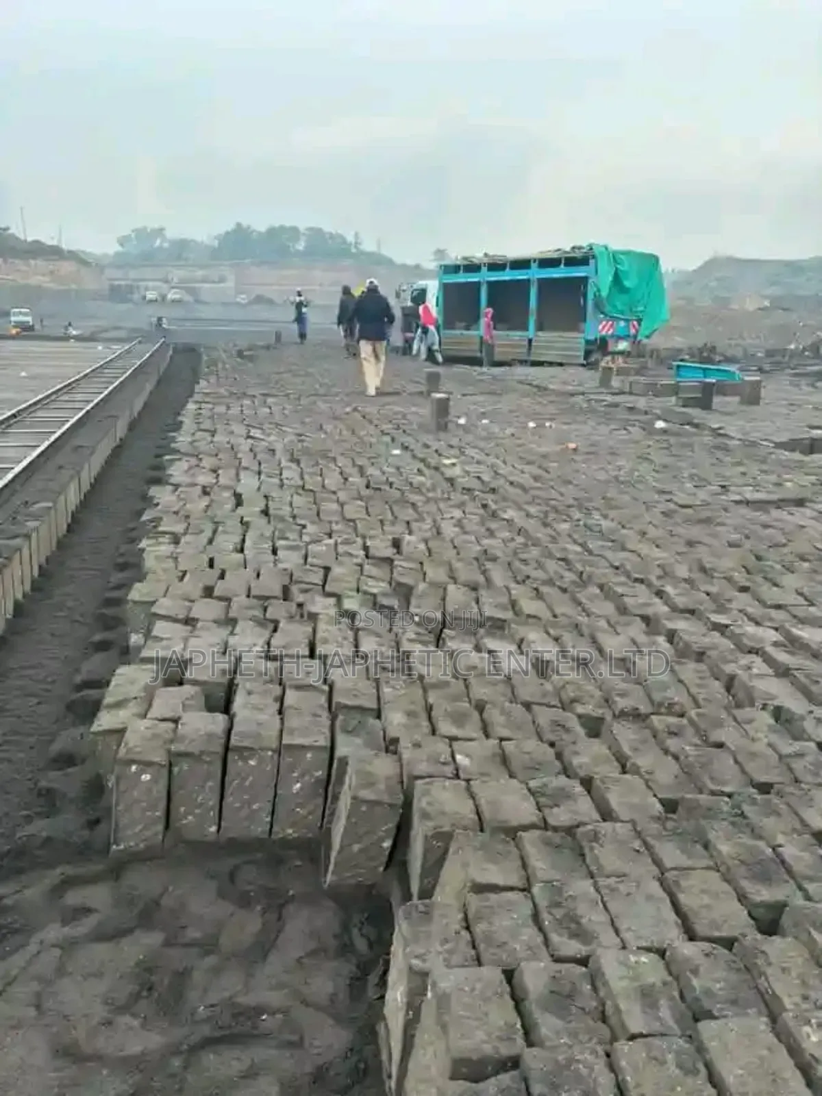 Thika Stones/Ndarugo Machine Cut Stones Π