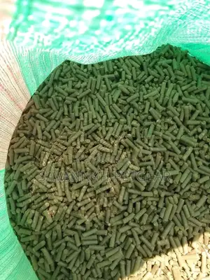 Lucerne Alfalfa Meal and Pellets - 100kg