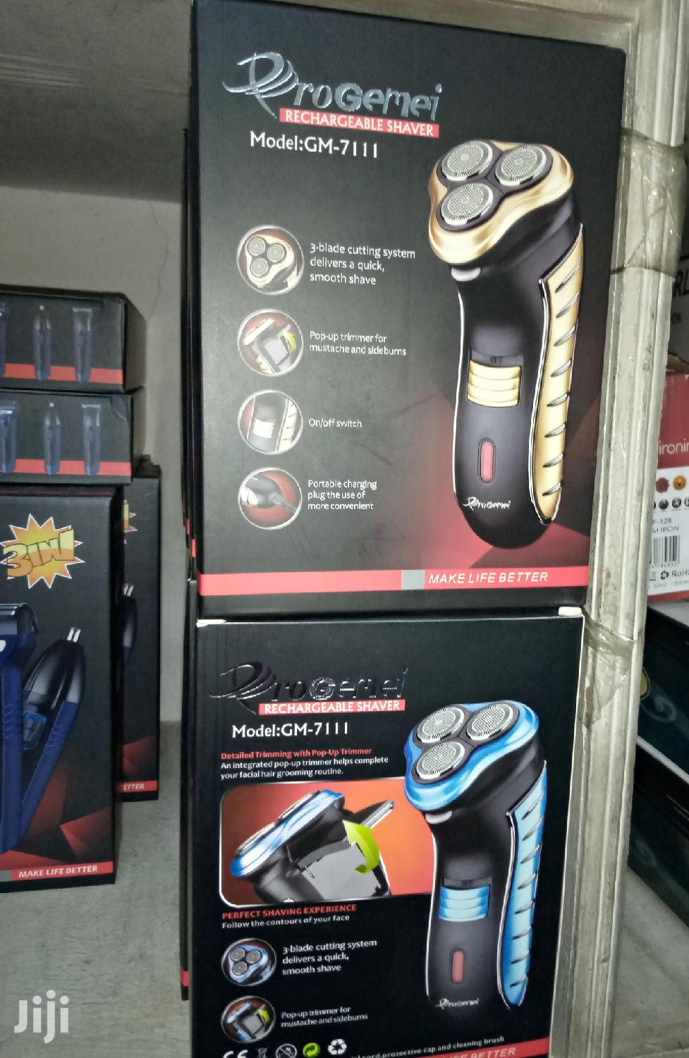 Recheargeable Beard Shaver