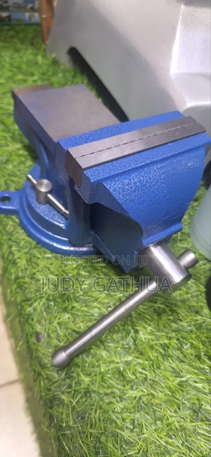 Bench Vice NO 4