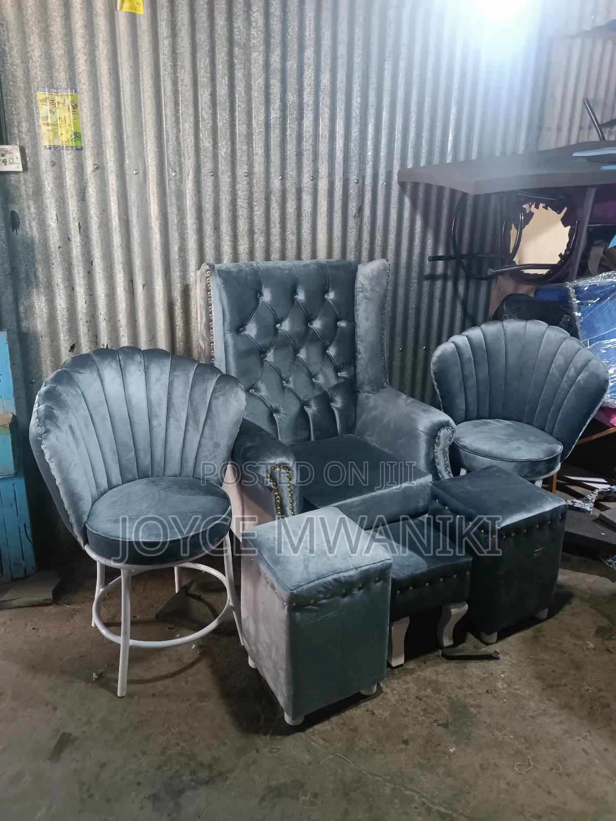 Pedicure Seat and a Puff, 4 Manicure Seats 