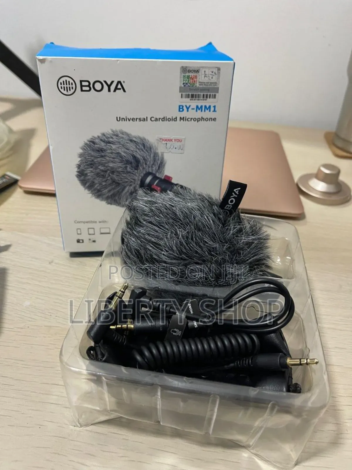 Boya Mm1 Microphones