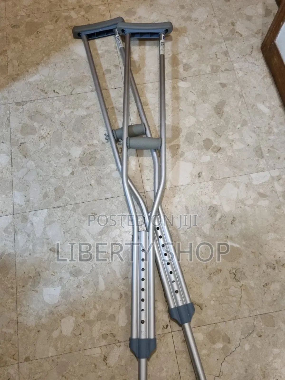 Armpit Walking Aid Crutches