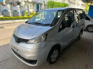 Nissan NV200 SV 2018 Silver