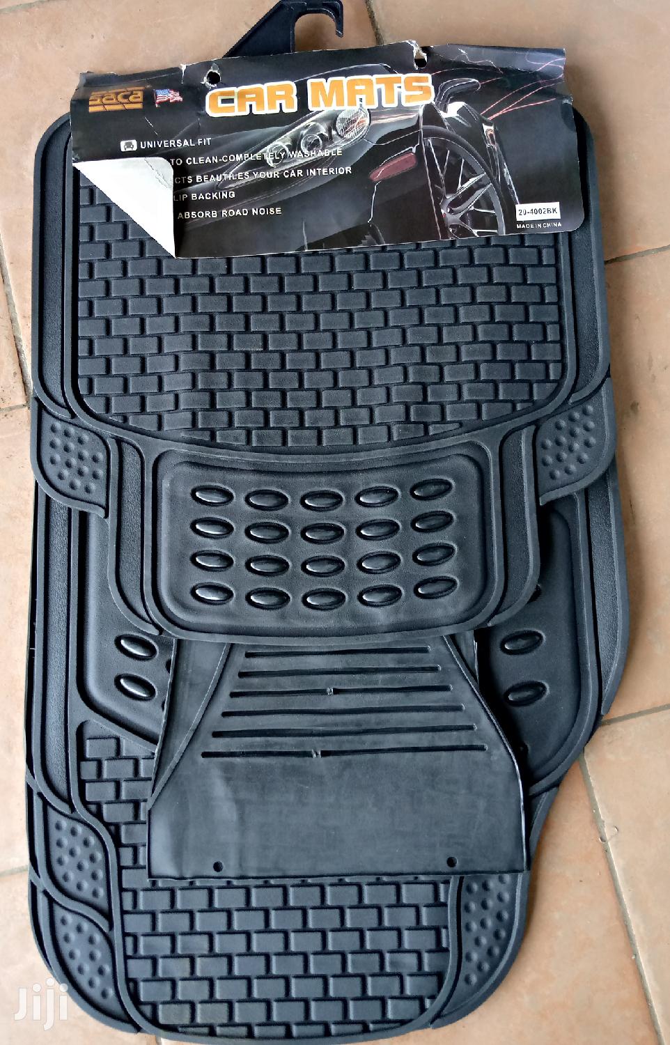 Dotted Floor Mats For 5 Seater