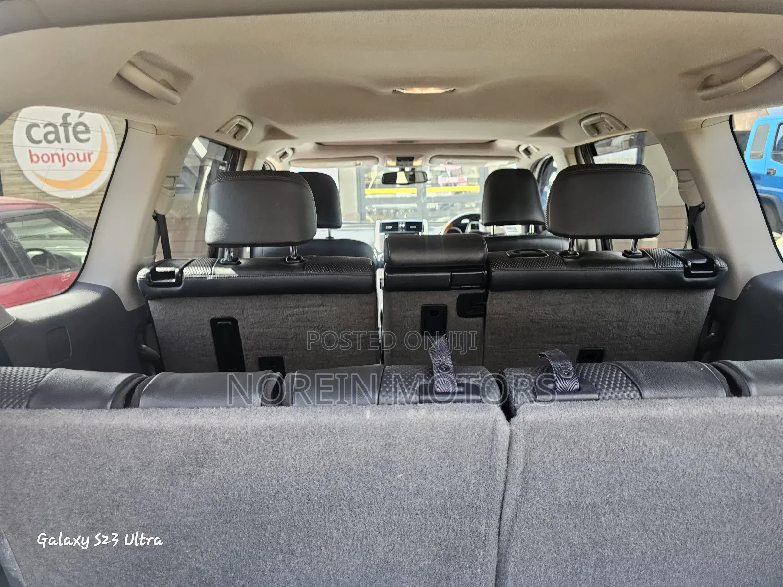 Toyota Land Cruiser Prado 2011 White