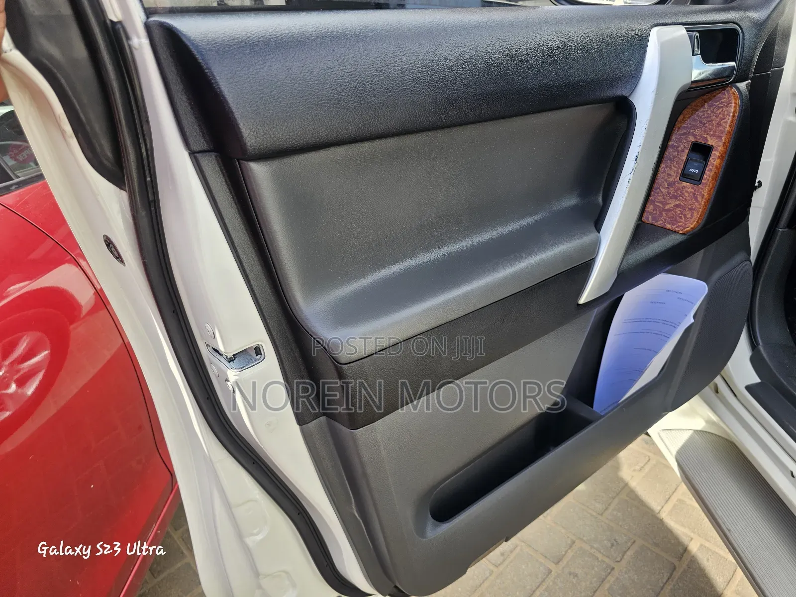 Toyota Land Cruiser Prado 2011 White