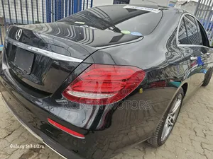 Mercedes-Benz E250 2018 Black