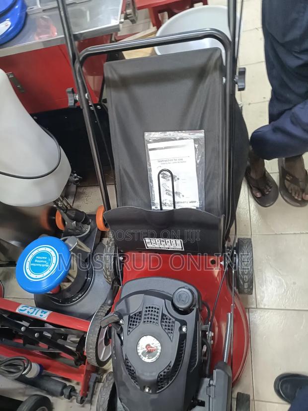 Petrol Lawn Mower - thumbnail 2