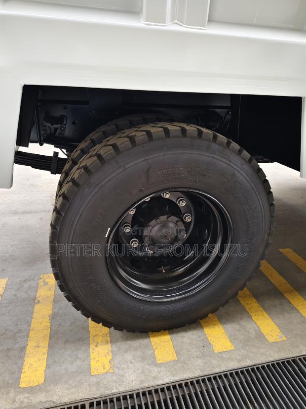 Zero Mileage Isuzu FVR Tipper - thumbnail 11