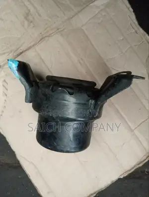 Honda Vezel Engine Mount for Right Hand Side
