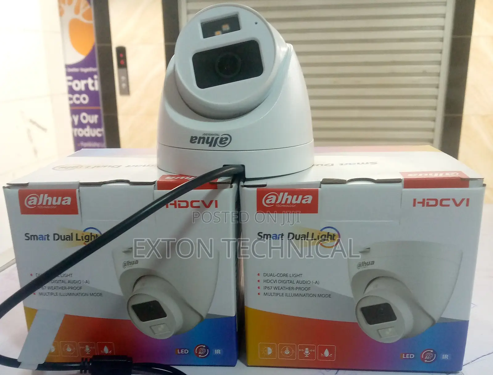 2mp Indoor Hd Dome Dahua Smart Hybrid Light Camera