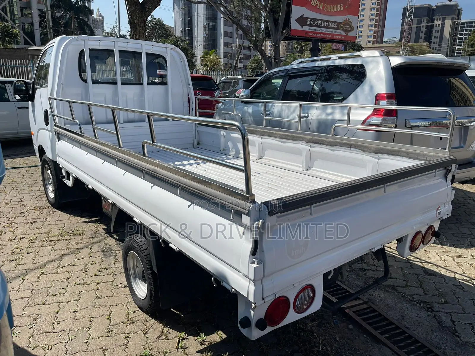 Kia Flatbed Truck