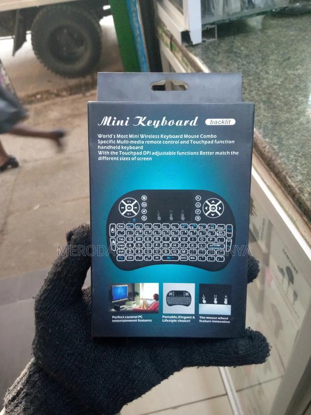 Wireless Keyboard Black - main view