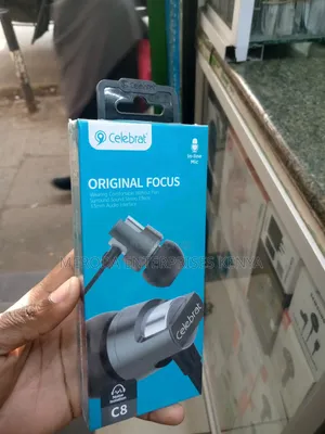 New Celebrate Original Earphones Black