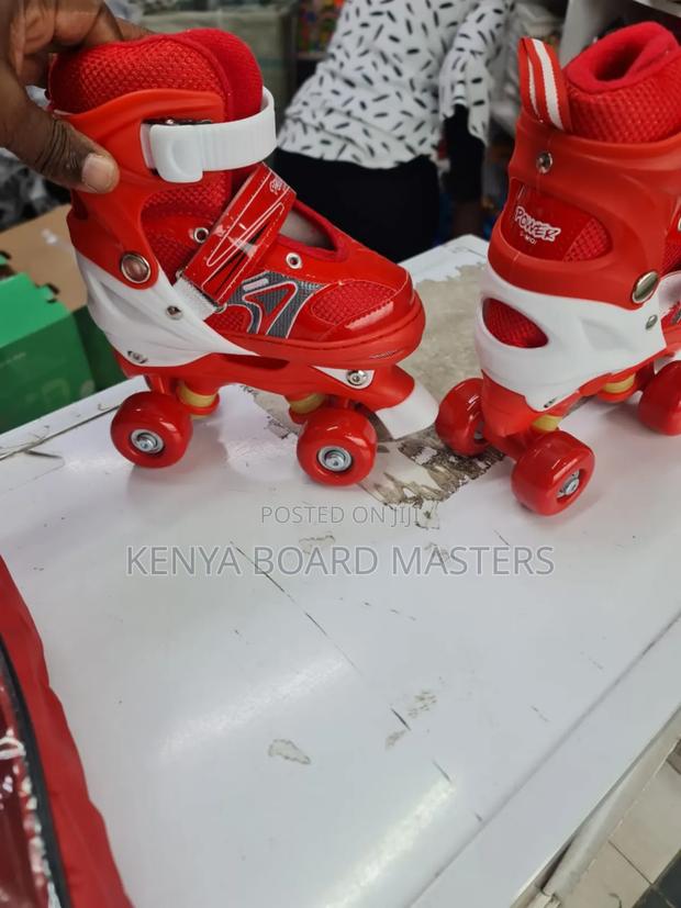 Skate Shoes for Kids. Contemporary Skate Shoes