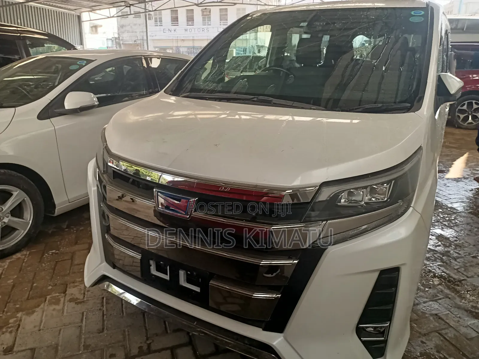 Toyota Noah 2017 White