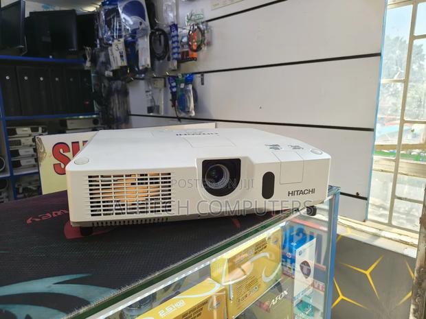 Hitachi Projector Cp-4021n - thumbnail 3