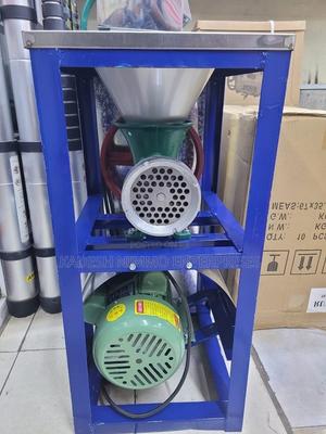 Best Stand Alone Meat Mincer M32 - main view