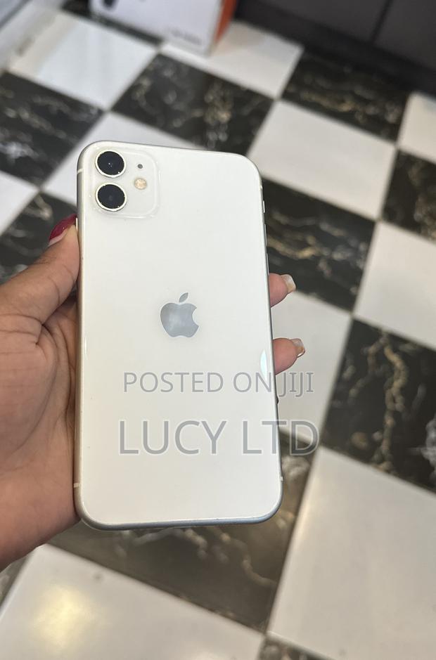 Apple iPhone 11 64 GB Black - thumbnail 2