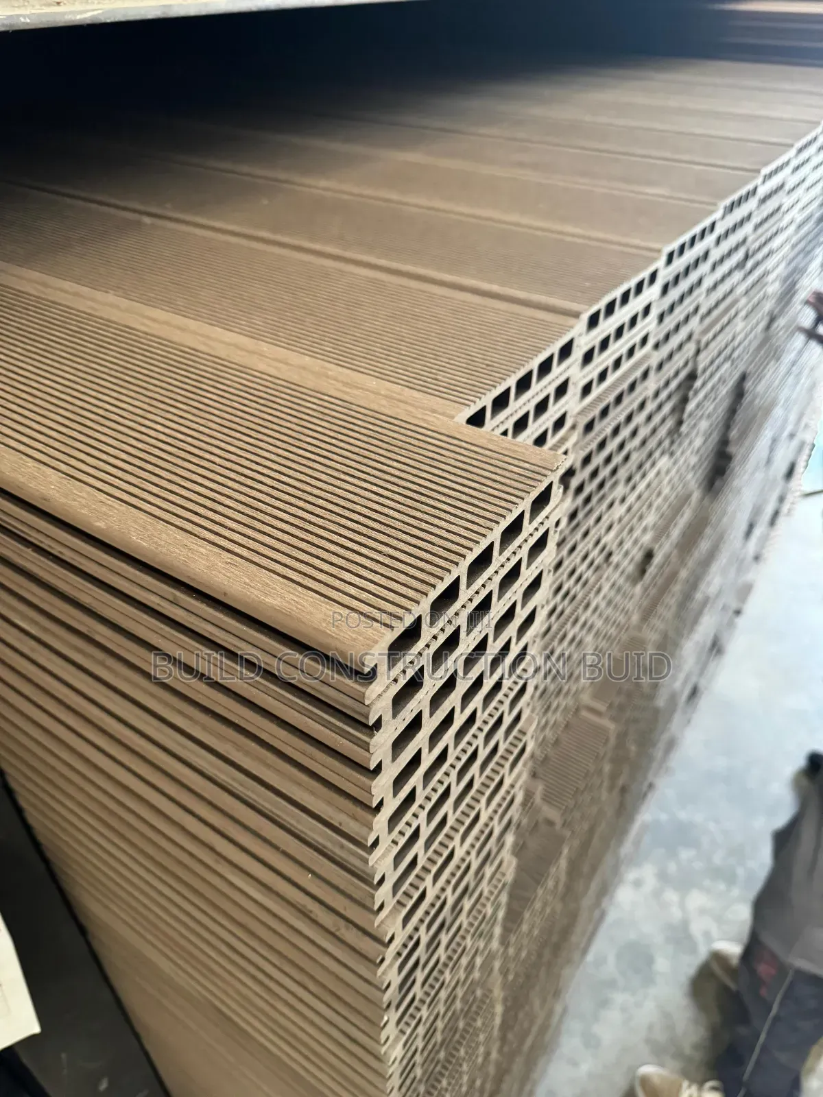 WPC Decking Flooring/Outdoor Flooring