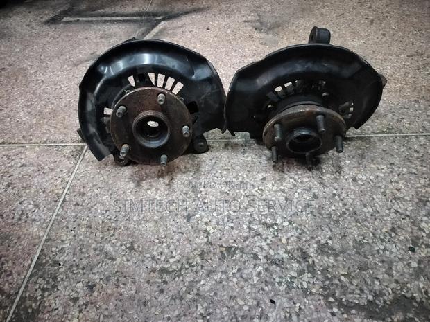 Toyota Noah Hybrid Front Hub